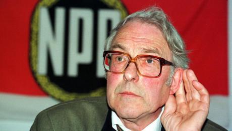 Manfred Roeder oli Saksan kansallisdemokraattisen puolueen NPD:n ehdokkaana paikallisvaaleissa vuonna 1998.