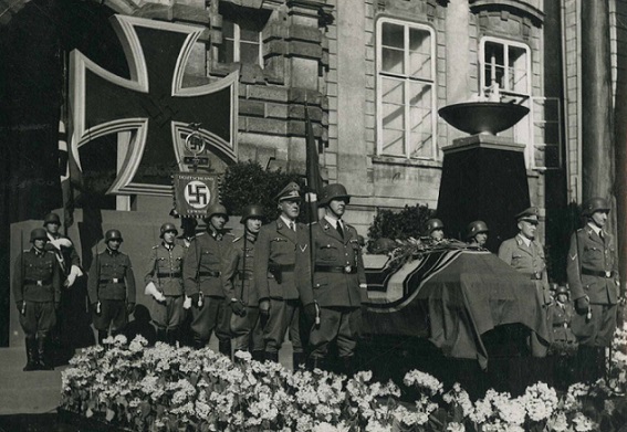AK_Heydrich_hautajaiset